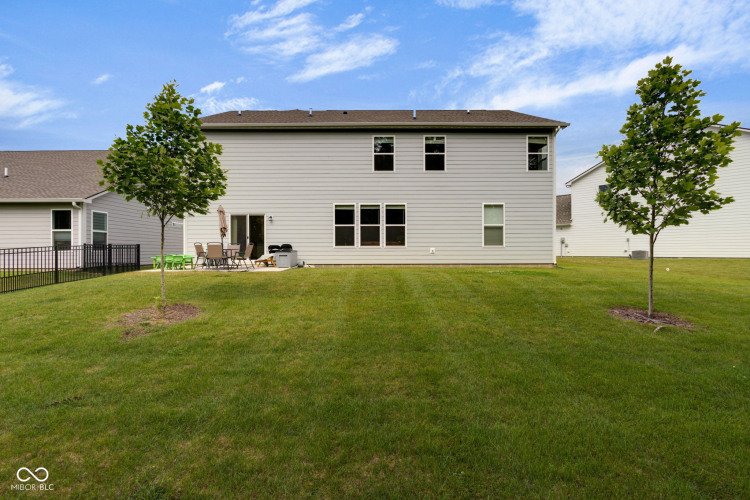 Listing Image 18