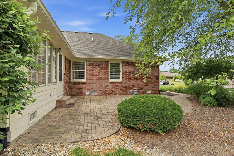 Listing Image 37