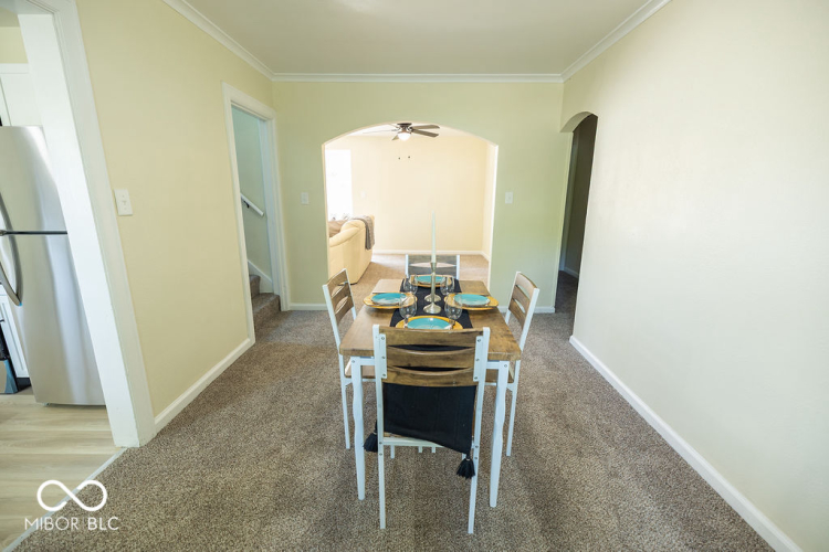 Listing Image 16
