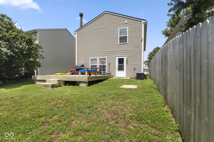 Listing Image 6