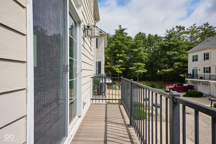 Listing Image 27