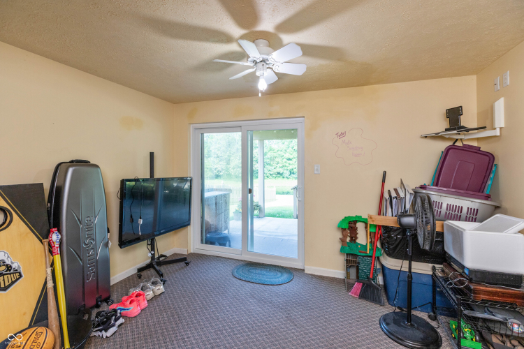 Listing Image 27