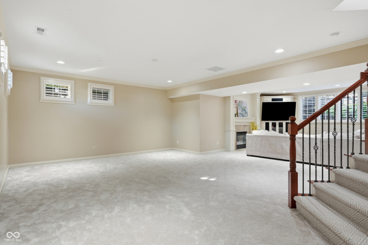 Listing Image 59