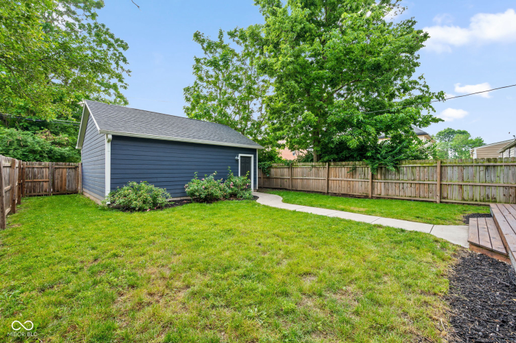 Listing Image 44