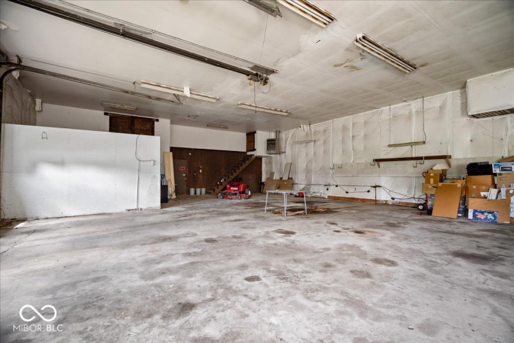 Listing Image 39