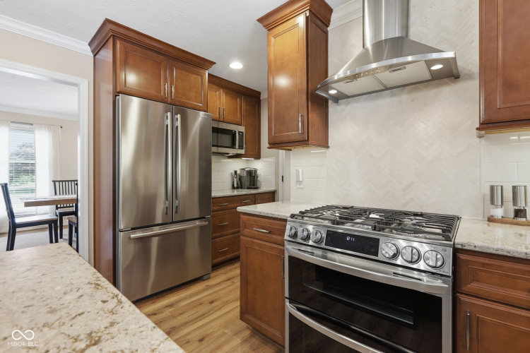 Listing Image 22
