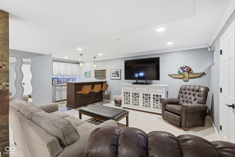 Listing Image 51