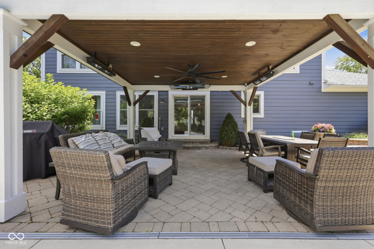 Listing Image 59