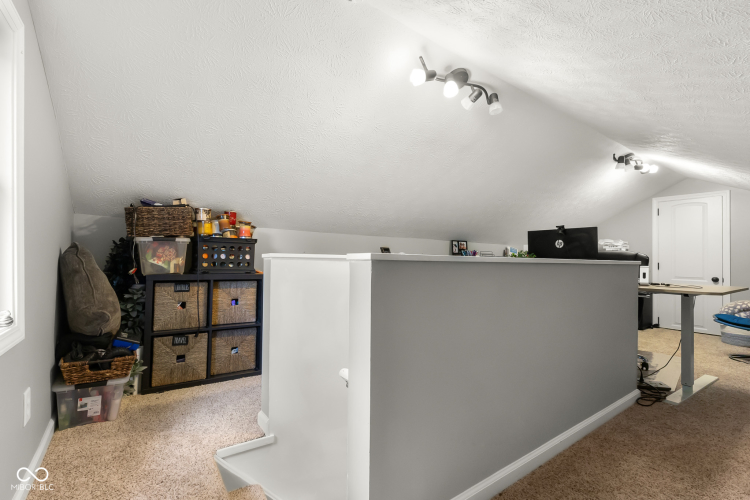 Listing Image 47