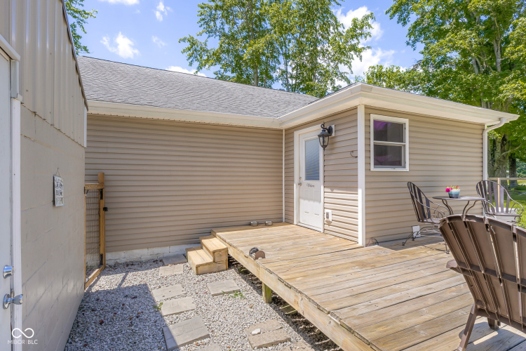 Listing Image 52