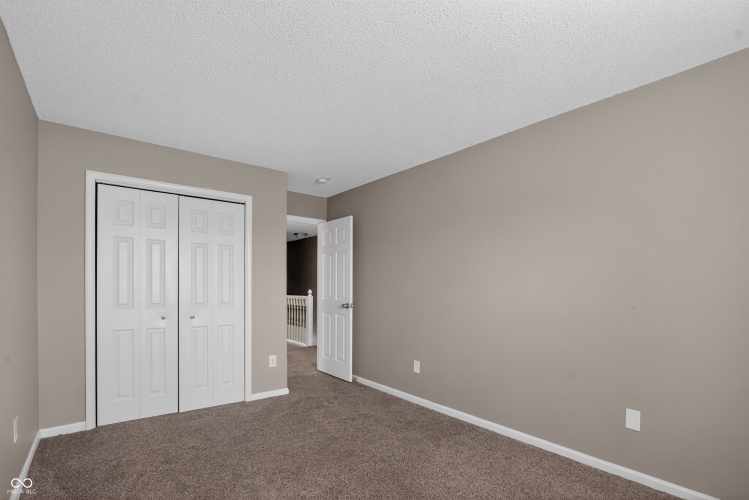 Listing Image 27