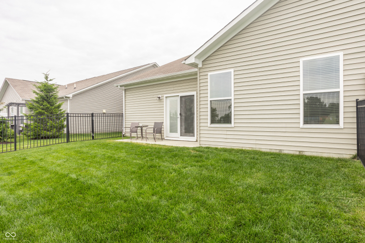 Listing Image 18