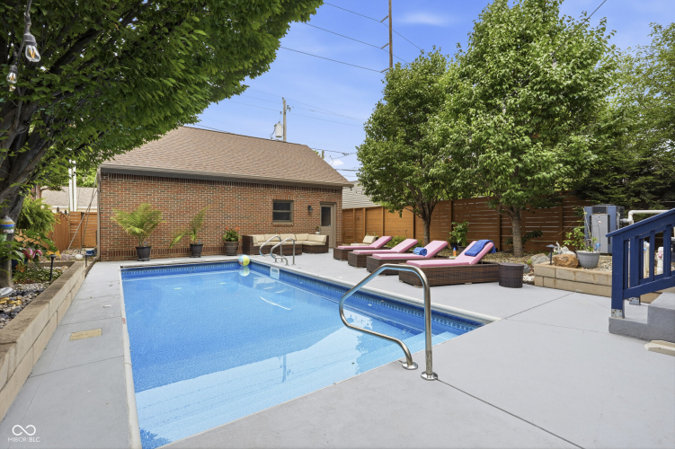 Listing Image 35
