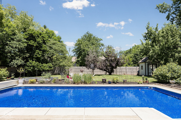 Listing Image 54
