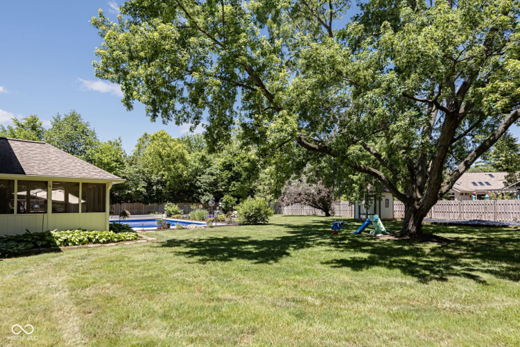 Listing Image 64