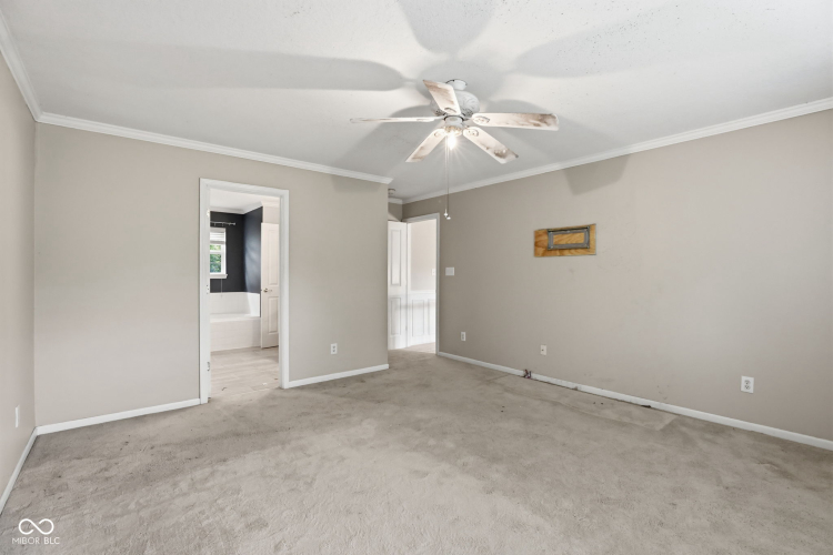 Listing Image 39