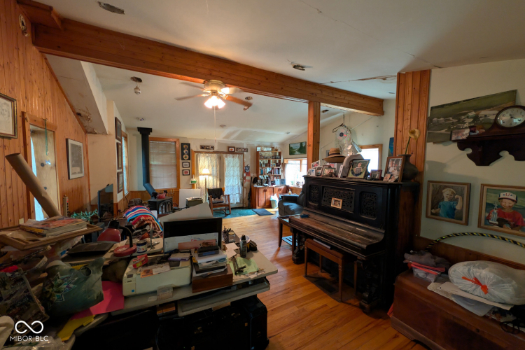 Listing Image 23