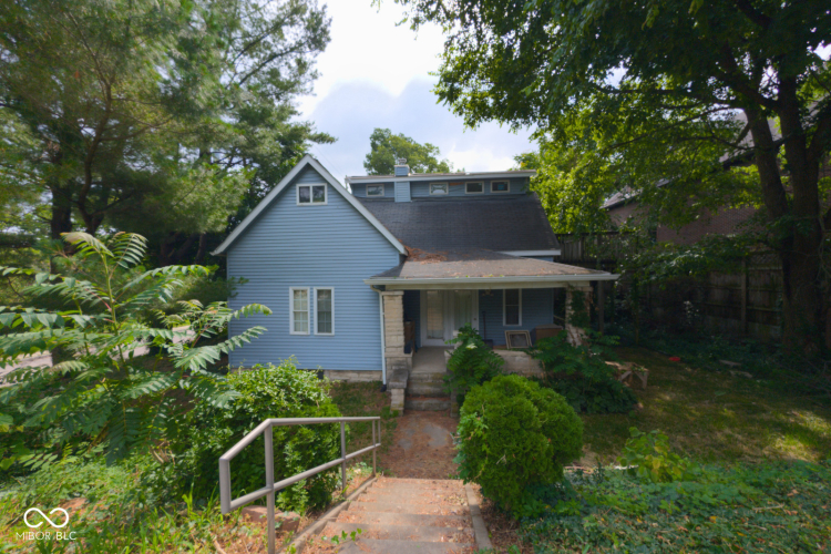 Listing Image 8