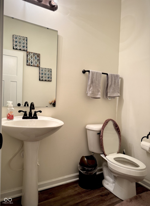 Listing Image 16