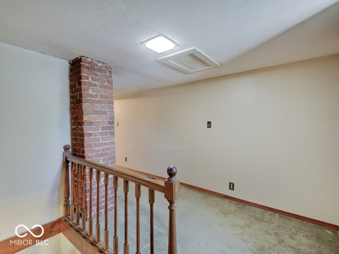 Listing Image 27