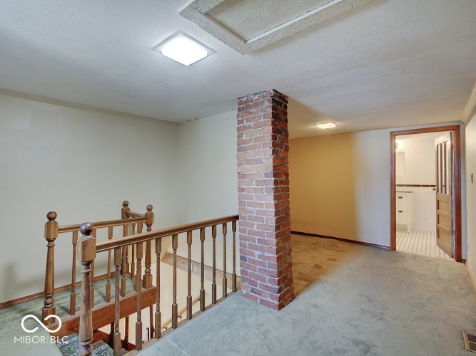 Listing Image 28