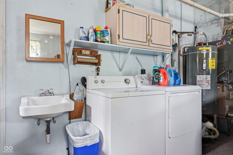 Listing Image 17