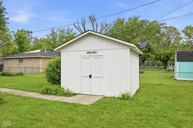 Listing Image 19