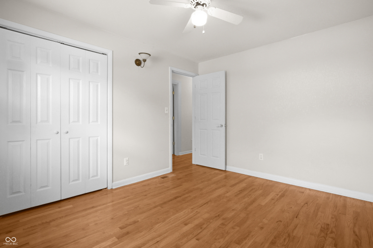 Listing Image 30