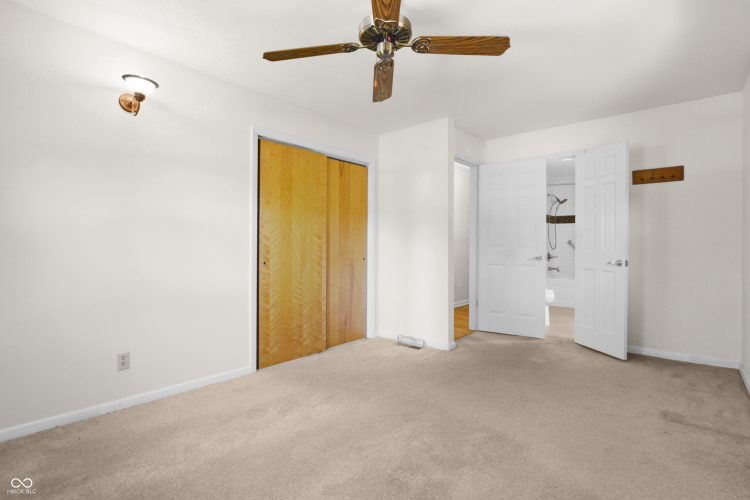 Listing Image 34