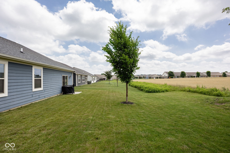 Listing Image 37