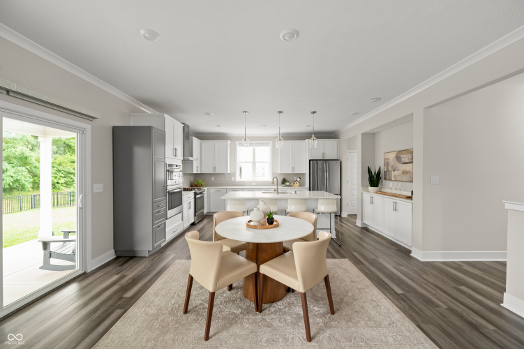 Listing Image 15