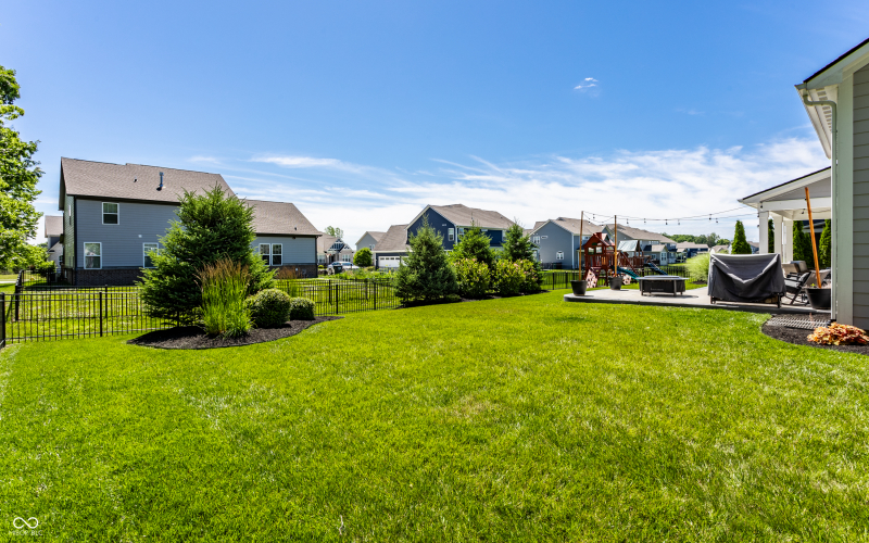 Listing Image 79