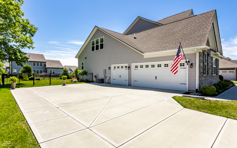 Listing Image 81