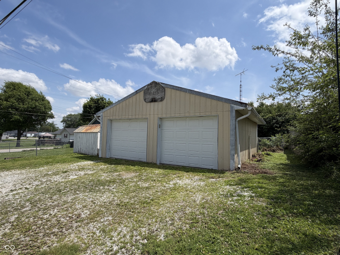 Listing Image 31