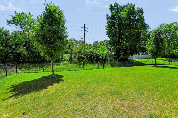 Listing Image 39