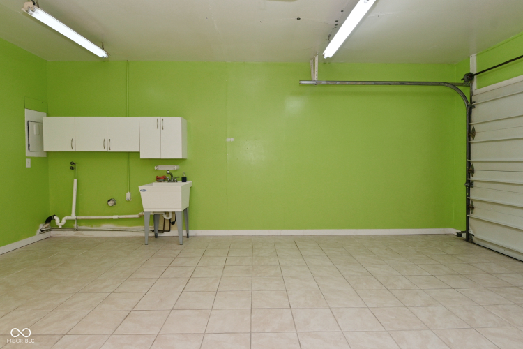Listing Image 37