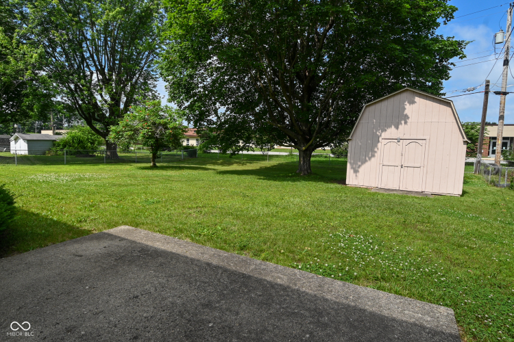 Listing Image 41