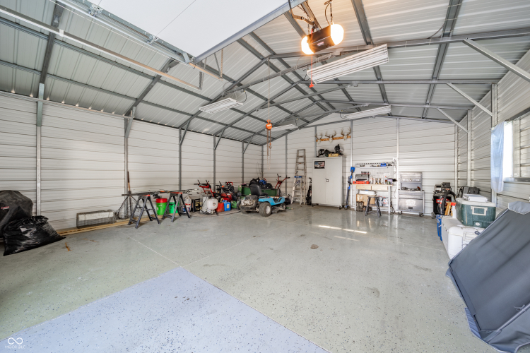 Listing Image 48