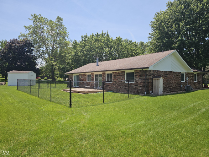 Listing Image 8