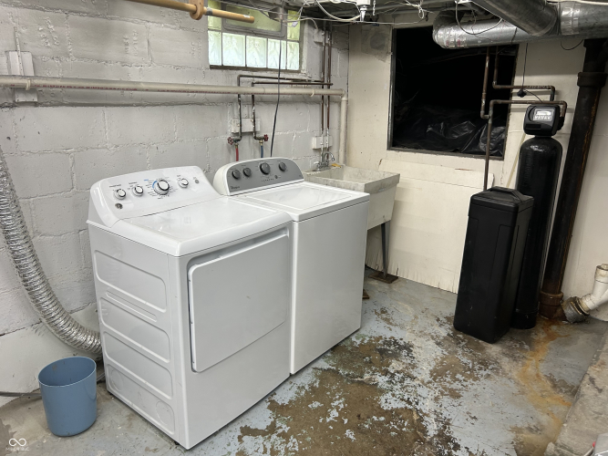 Listing Image 42