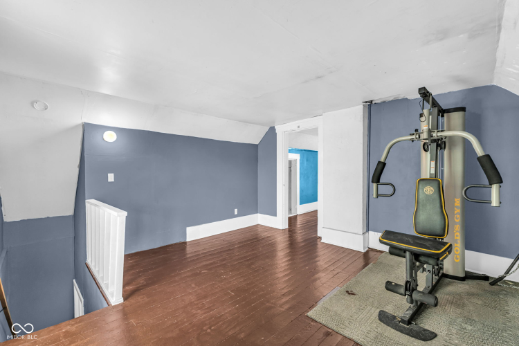 Listing Image 25