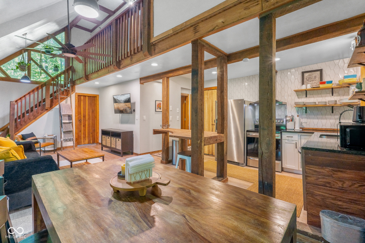 Listing Image 13