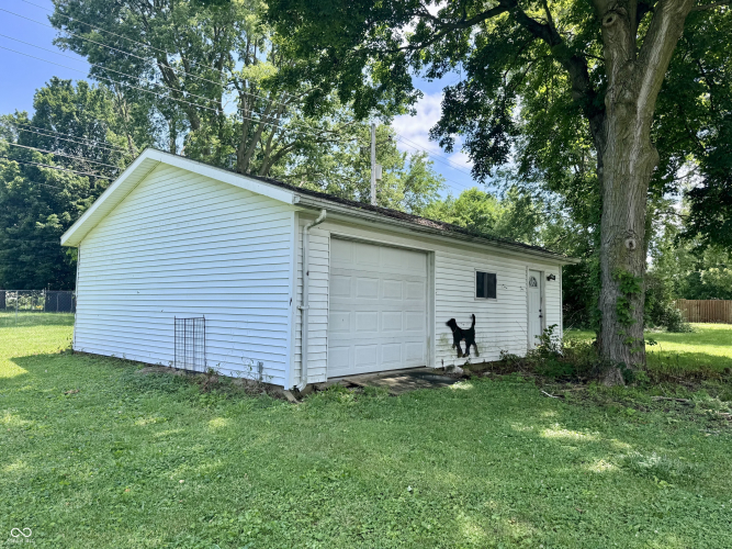 Listing Image 17