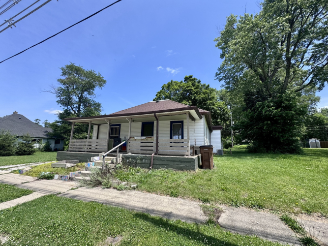 Listing Image 3
