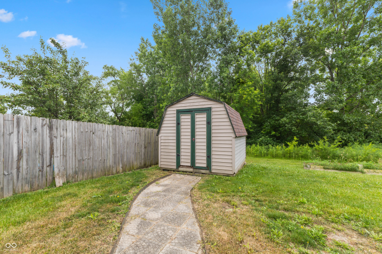 Listing Image 18