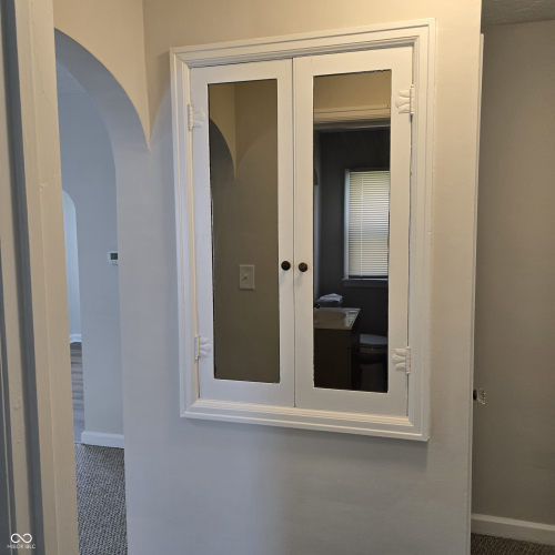 Listing Image 11