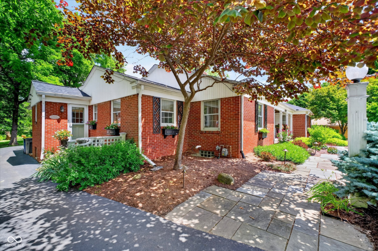 Listing Image 53