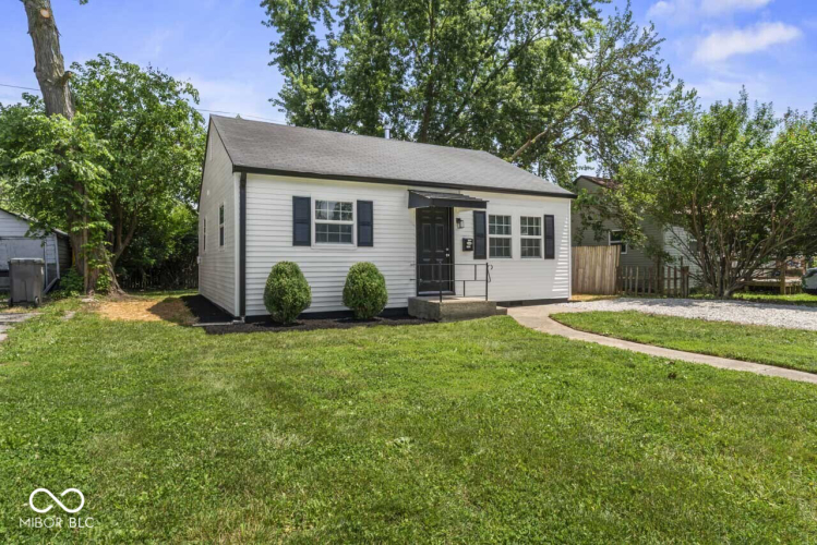 Listing Image 3