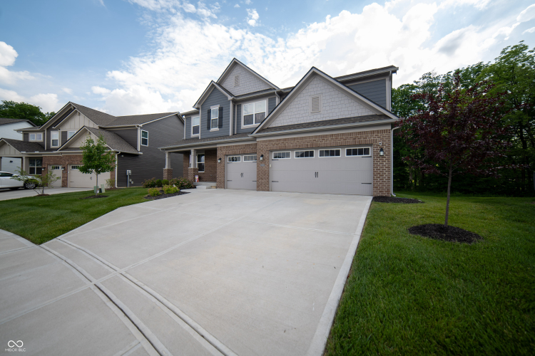 Listing Image 56