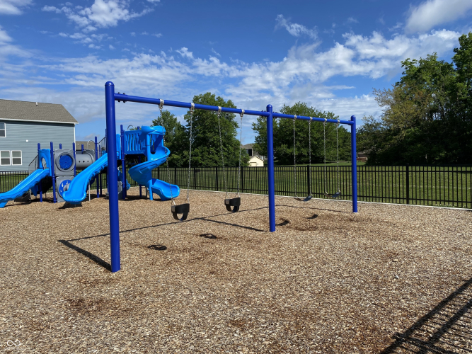 Listing Image 64